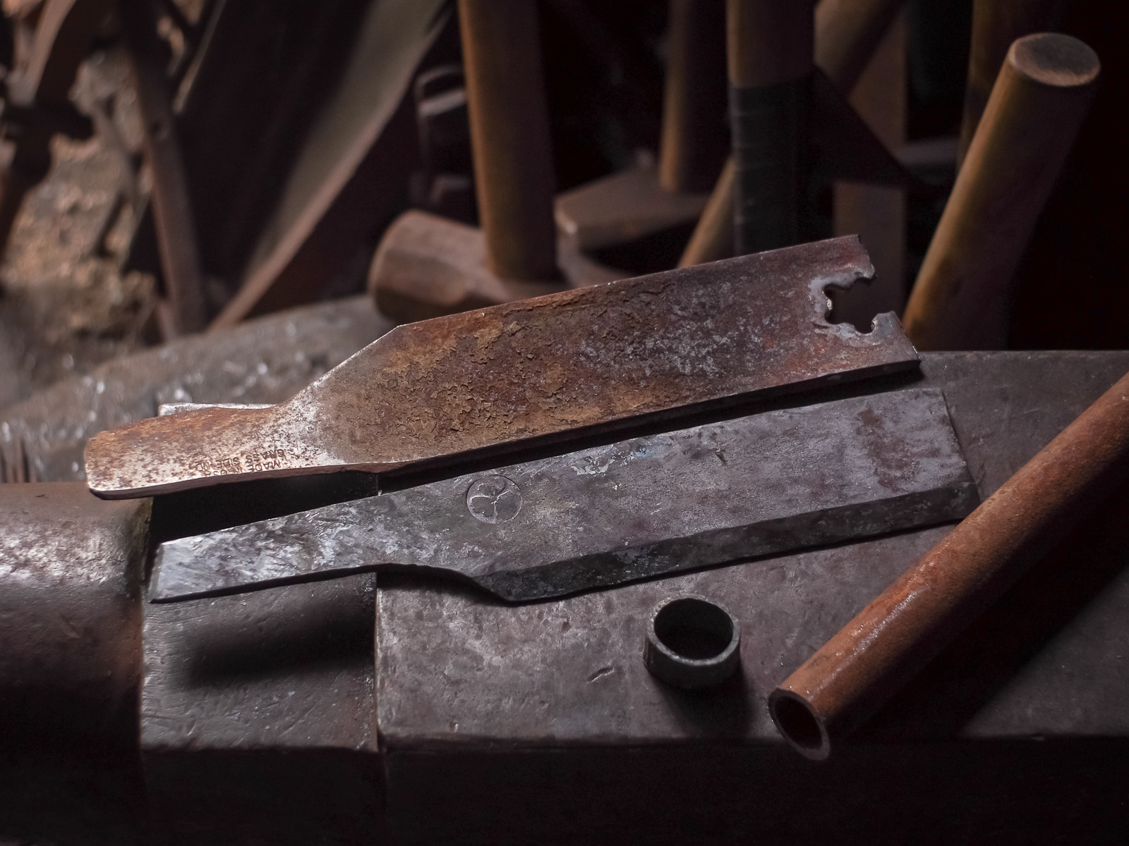 Island Blacksmith: Charcoal forged knives made from reclaimed and natural materials using traditional techniques