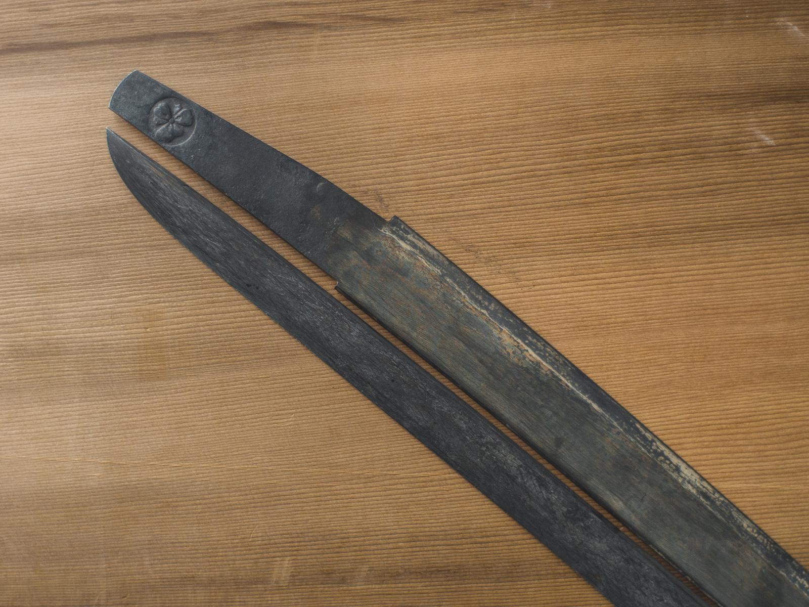 Island Blacksmith: Hand crafted tanto made from reclaimed steel using traditional techniques