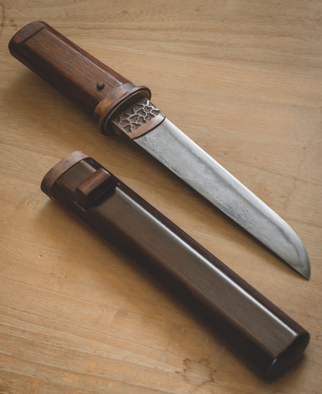 An Inside Look at Classical Tanto Handle Geometry