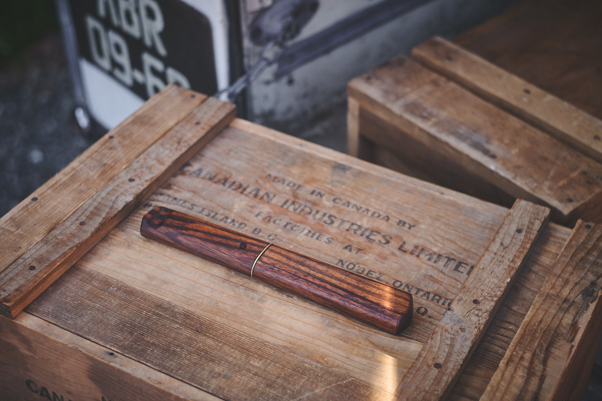 Island Blacksmith: Charcoal forged knives from reclaimed series land rover steel.