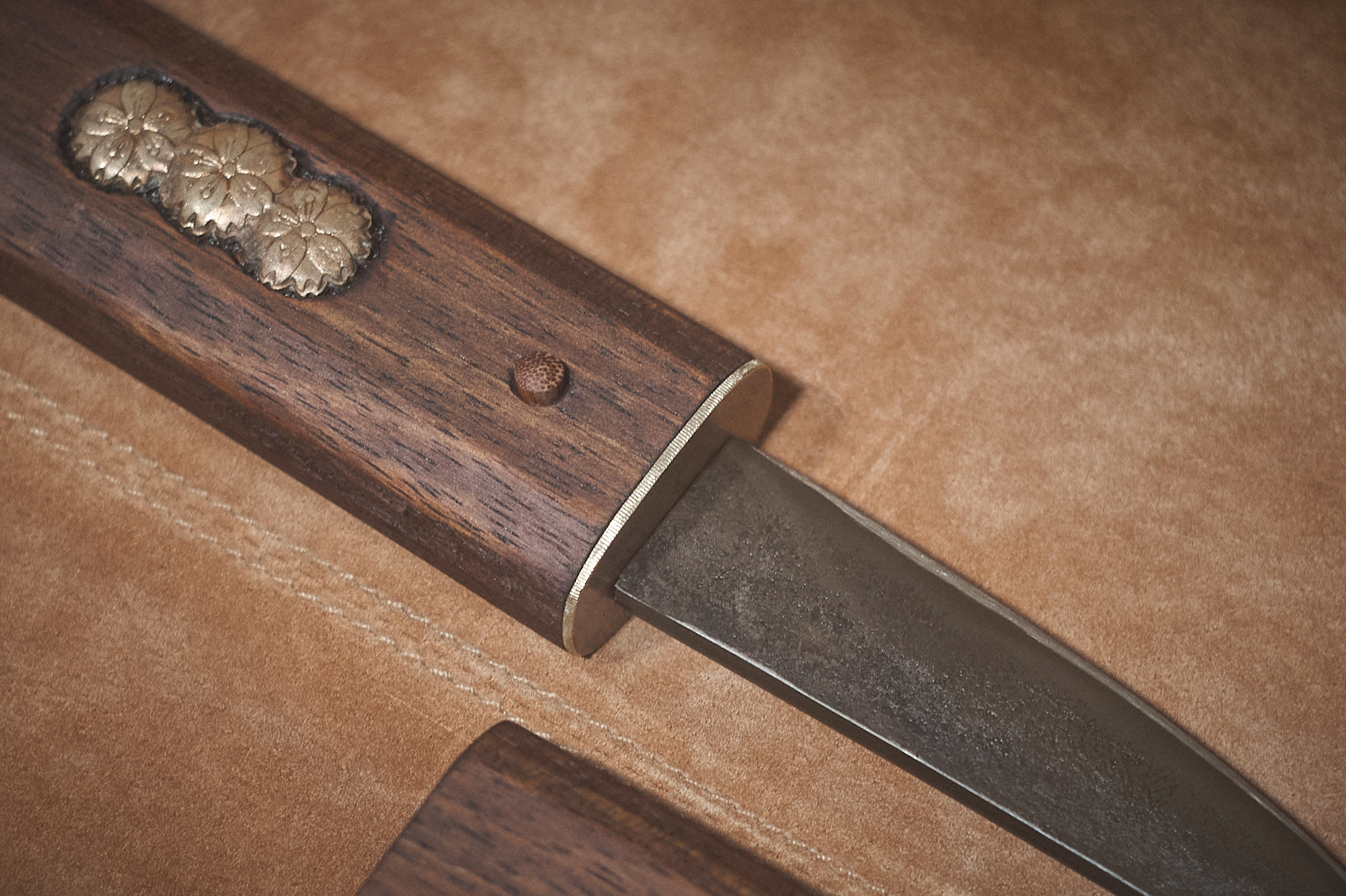 Island Blacksmith: Charcoal forged knives from reclaimed series land rover steel.