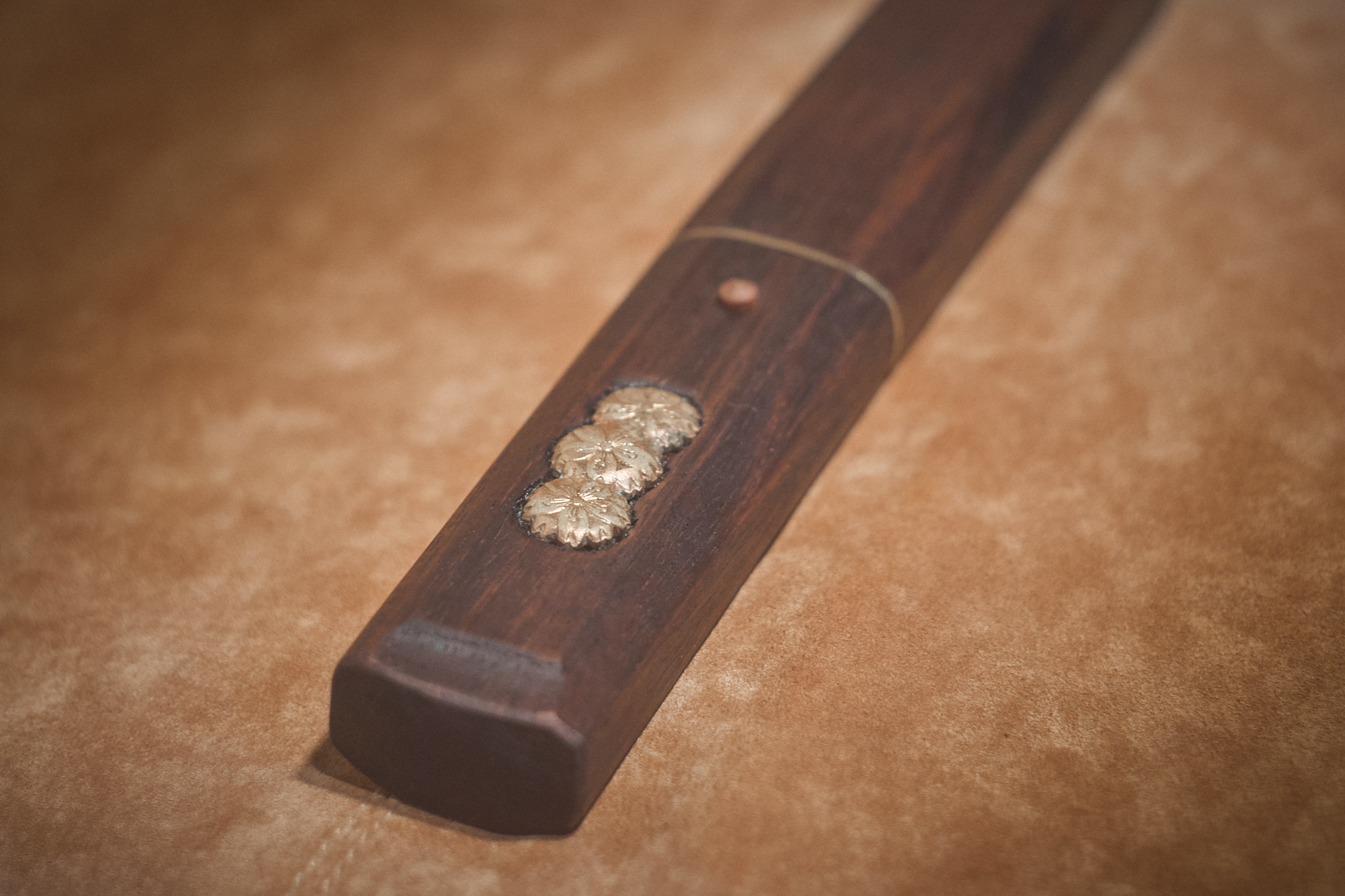 Island Blacksmith: Charcoal forged knives from reclaimed series land rover steel.