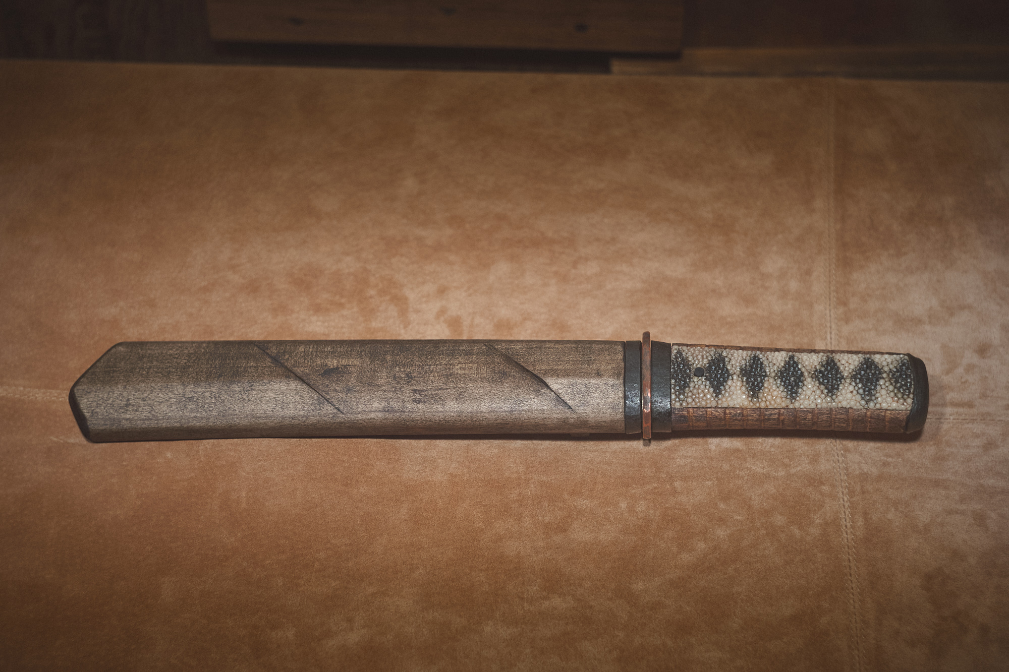 Island Blacksmith: Charcoal forged knives from reclaimed series land rover steel.