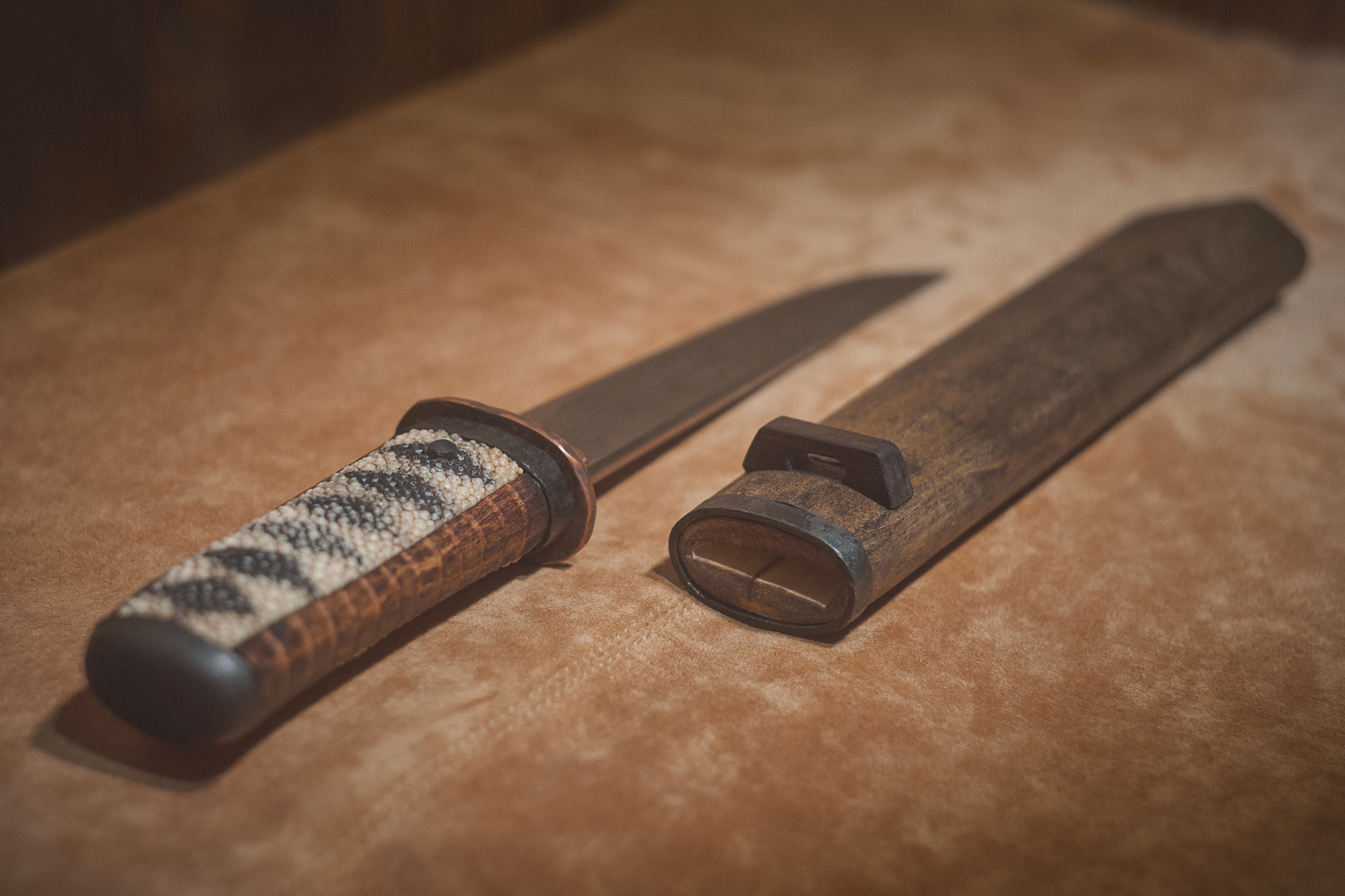 Island Blacksmith: Charcoal forged knives from reclaimed series land rover steel.