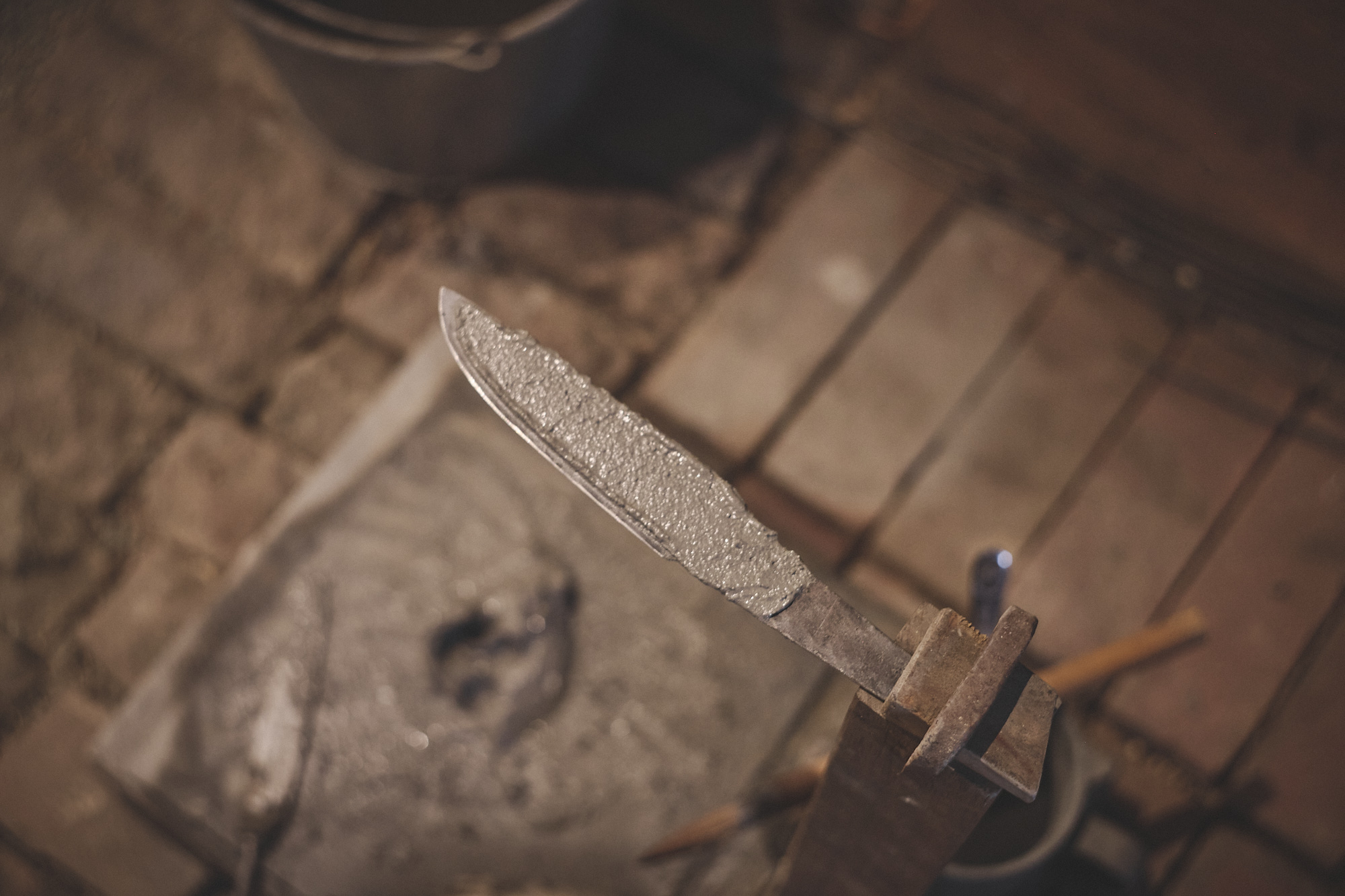 Island Blacksmith: Charcoal forged knives from reclaimed series land rover steel.