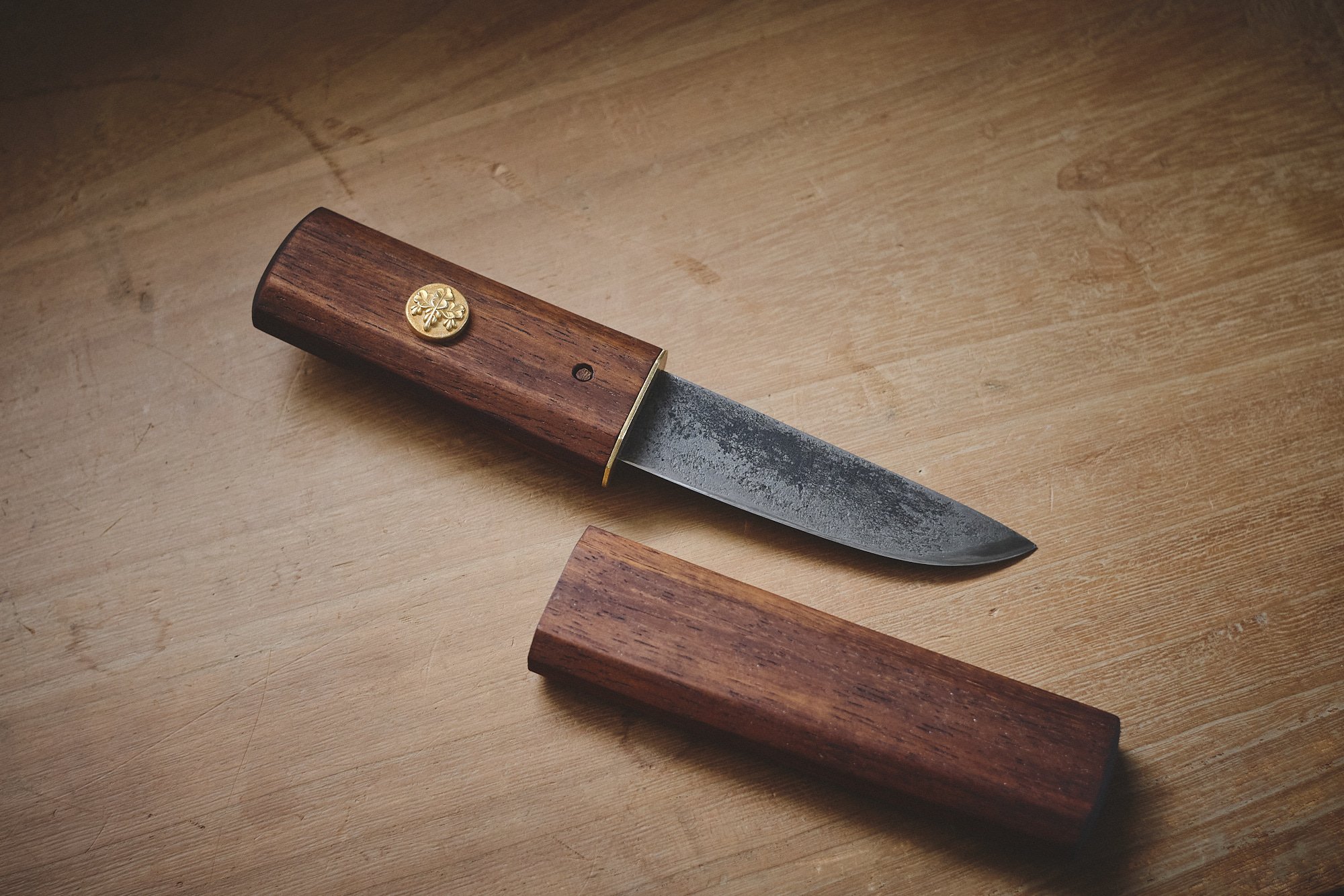 Island Blacksmith: Charcoal forged knives from reclaimed series land rover steel.